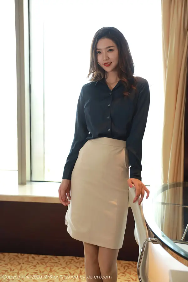 Vol. 0381 方子萱(72P)