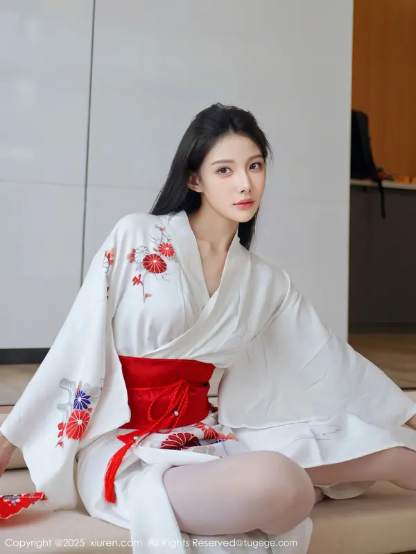 Vol. 10767 梨霜儿(84P)