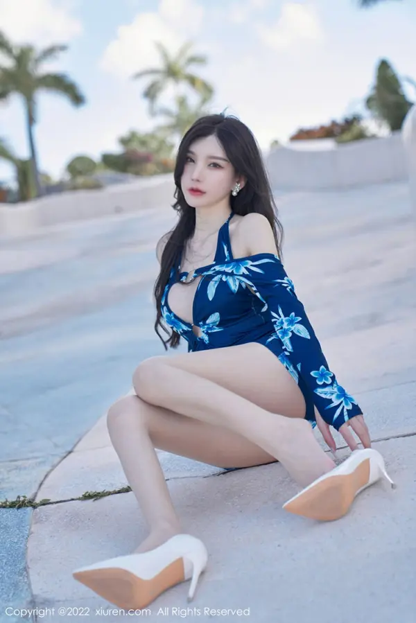 Vol. 04563 周于希Sally(73P)