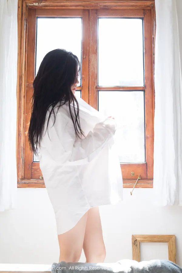 Vol. 01024 许诺Sabrina(83P)