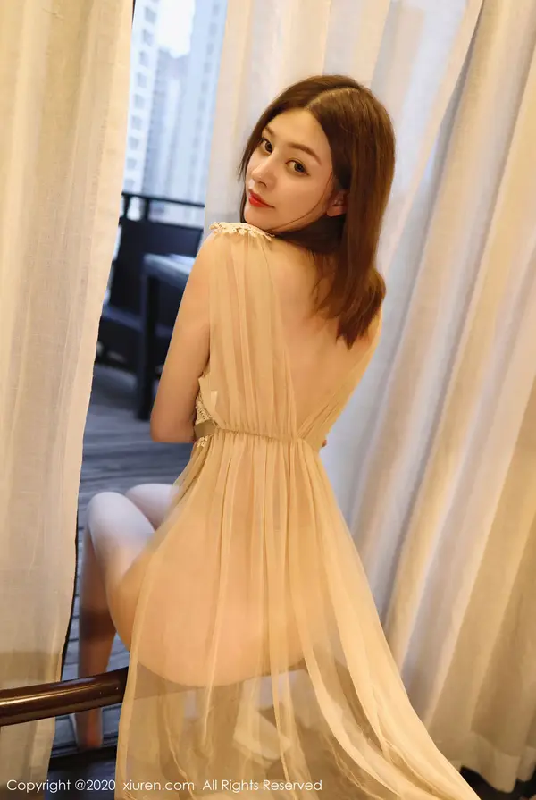 Vol. 02623 樱花Elsa(49P)