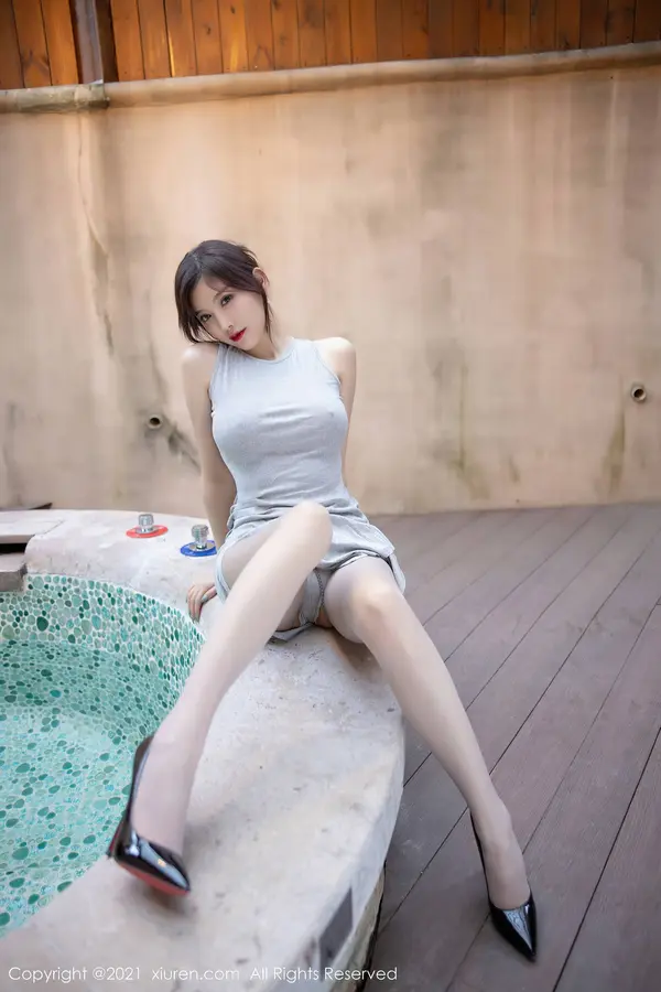 Vol. 03022 杨晨晨sugar(56P)