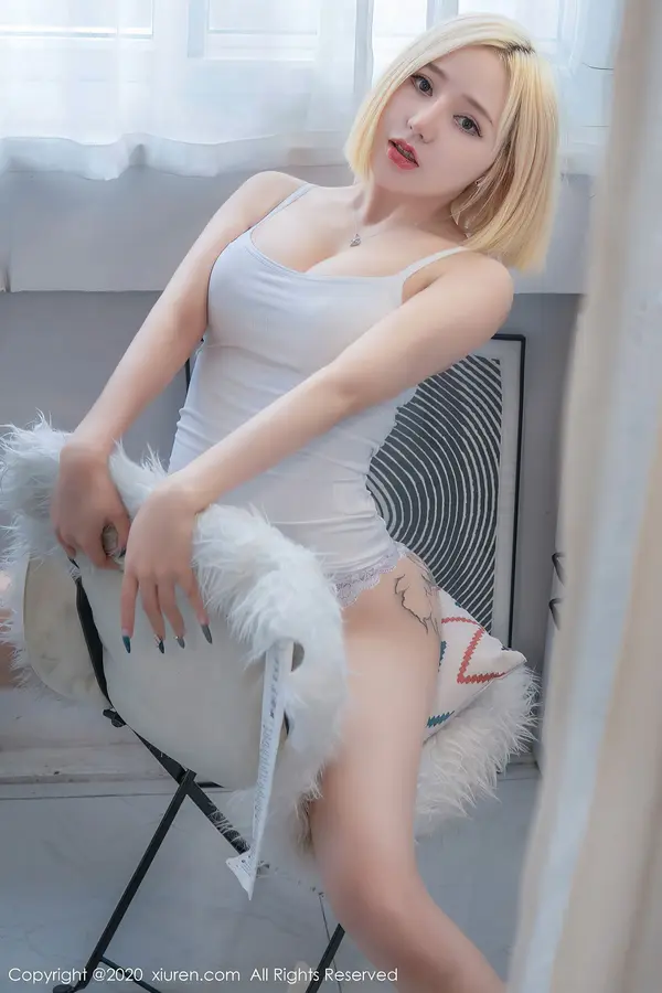 Vol. 02842 文静儿(61P)
