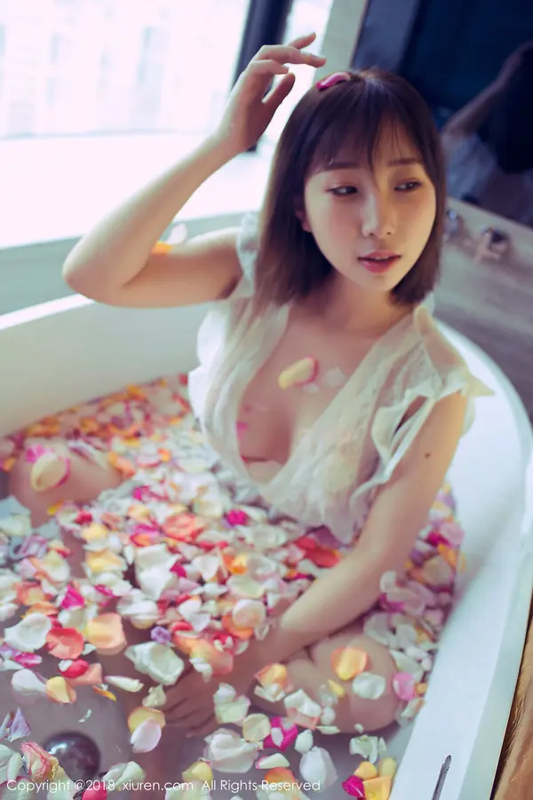 Vol. 00981 枝恩(58P)