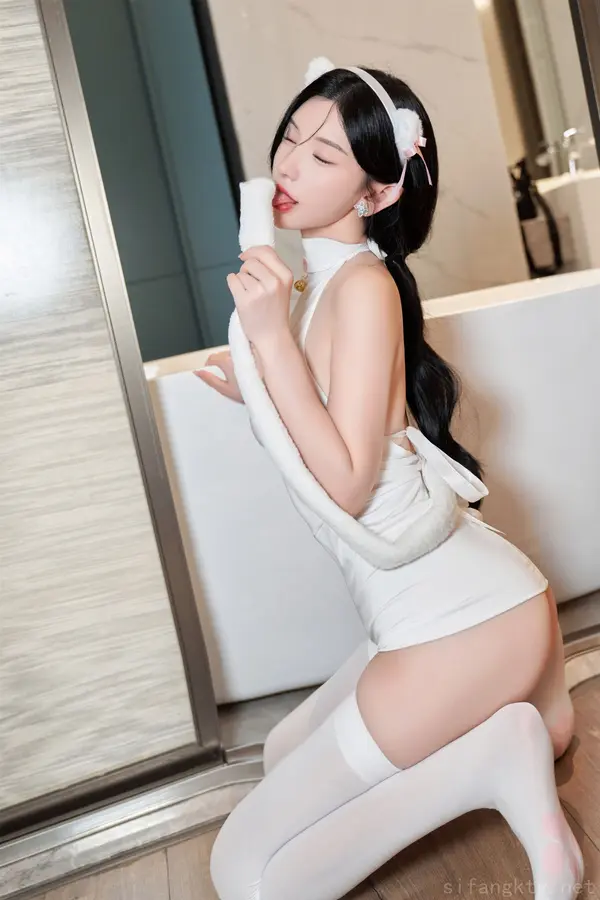 Vol. 07289 周于希Sandy《私购流出》(108P)