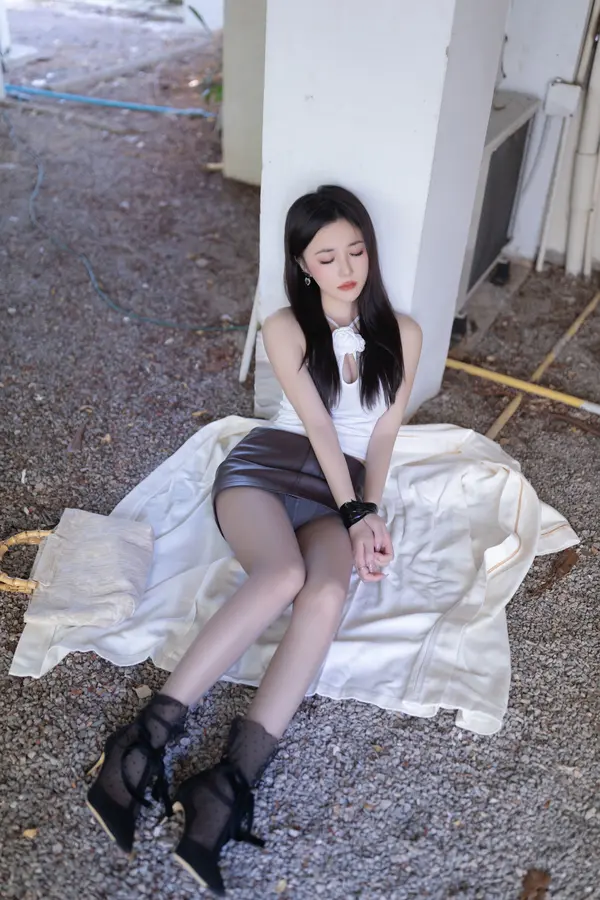 鱼子酱Fish《尾随》(104P)