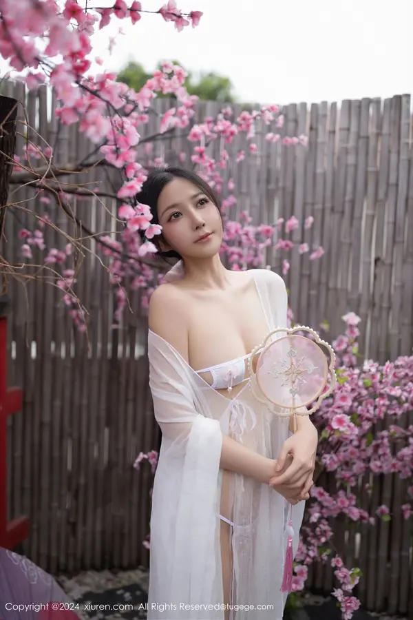 Vol. 08927 鱼子酱Fish(81P)