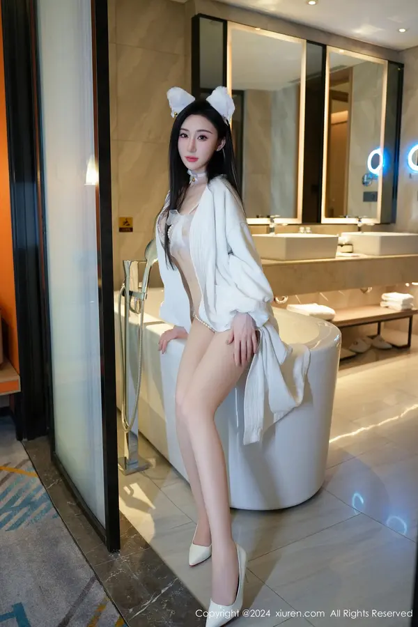 Vol. 08679 田兮白(125P)