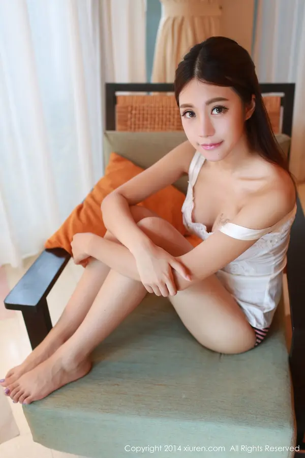 Vol. 00205 绮里嘉ula(46P)