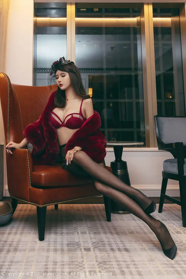 Vol. 03548 Emily尹菲(61P)