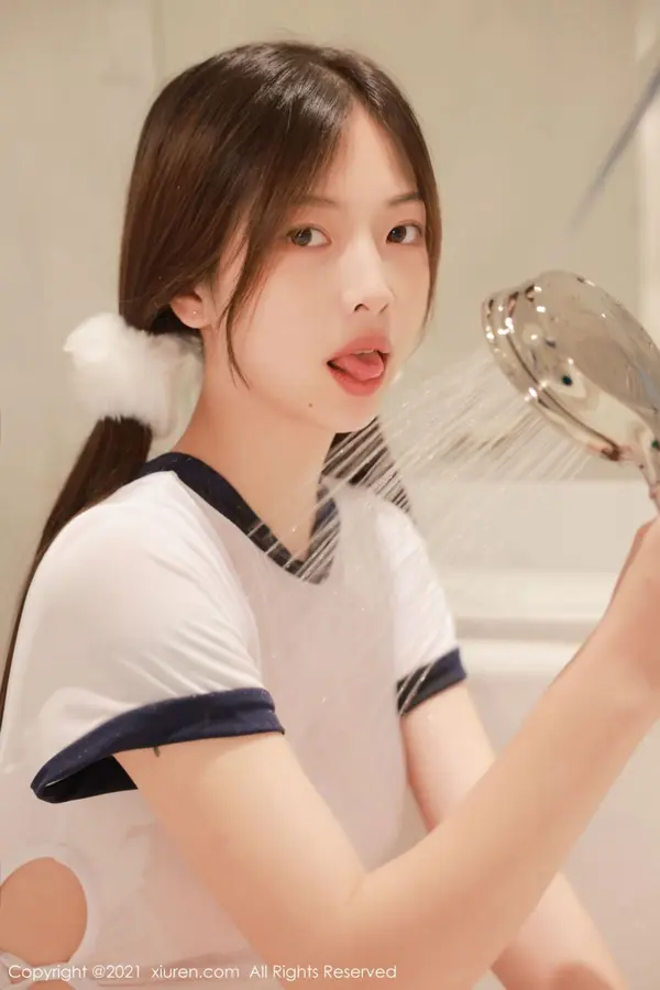 Vol. 03758 明日花桃桃(44P)