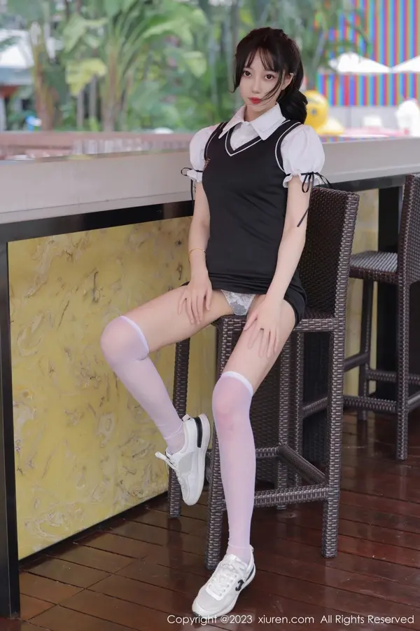 Vol. 06889 玥儿玥er(70P)