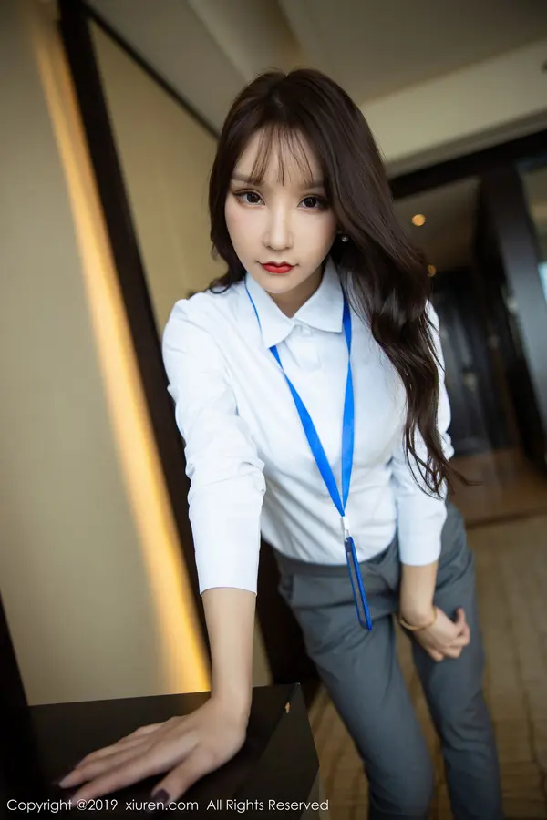 Vol. 01834 周于希Sandy(107P)
