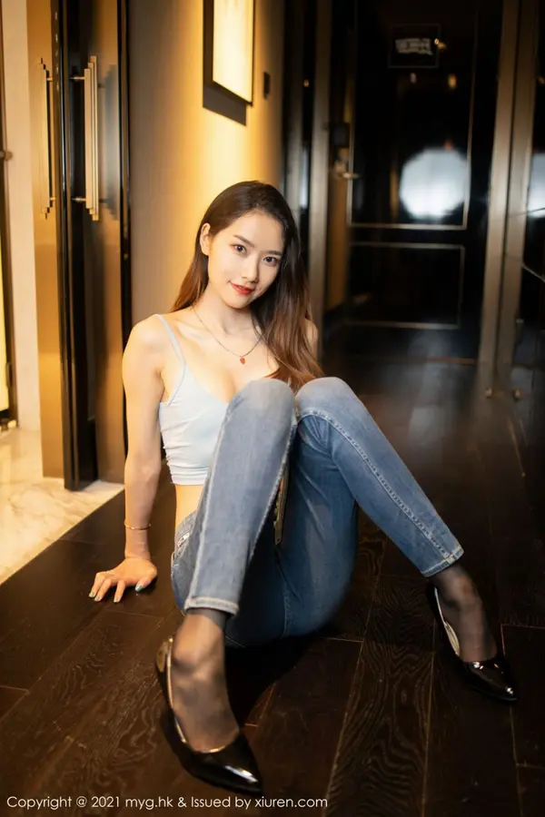 Vol. 0567 方子萱(45P)