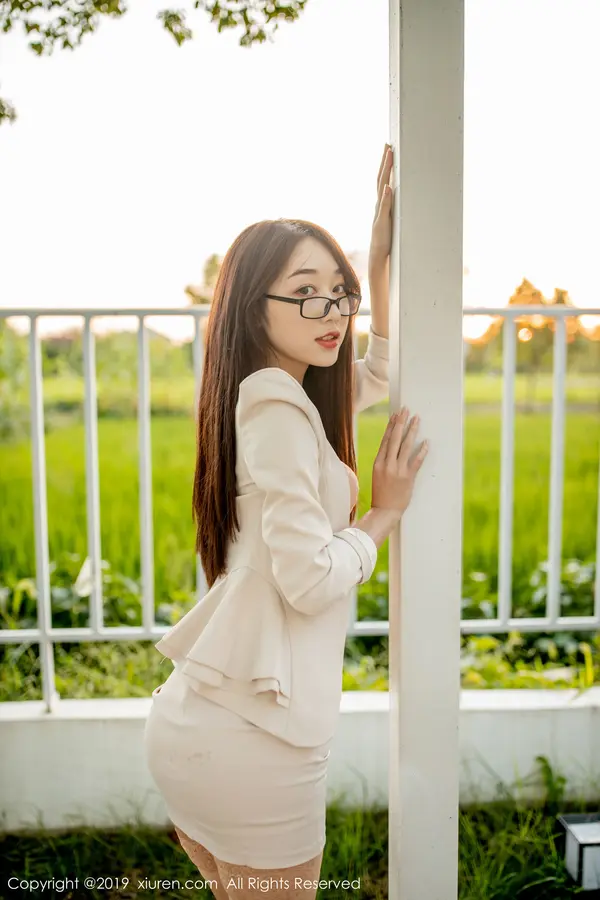 Vol. 01700 小九月(64P)