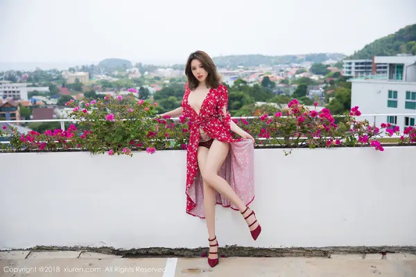 Vol. 01284 黄楽然(52P)