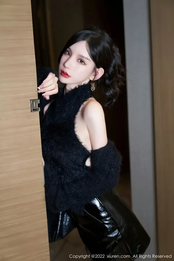 Vol. 04437 周于希Sally(80P)