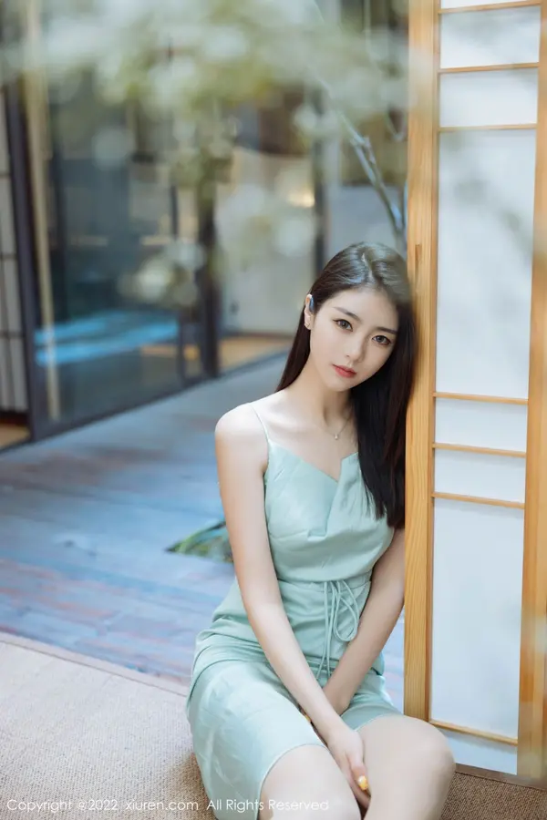 Vol. 04832 可乐Vicky(46P)