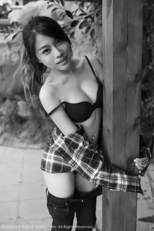 Vol. 00243 许诺Sabrina(49P)