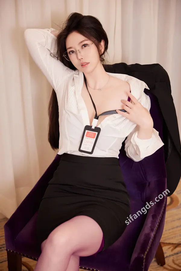 Vol. 9131 白茹雪abby《私购流出》(87P + 4V)