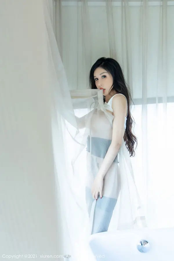 Vol. 03993 田冰冰(51P)