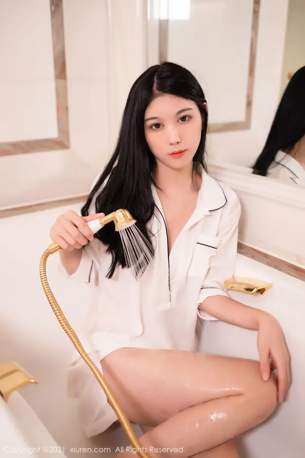 Vol. 04270 李雅柔182CM(45P)