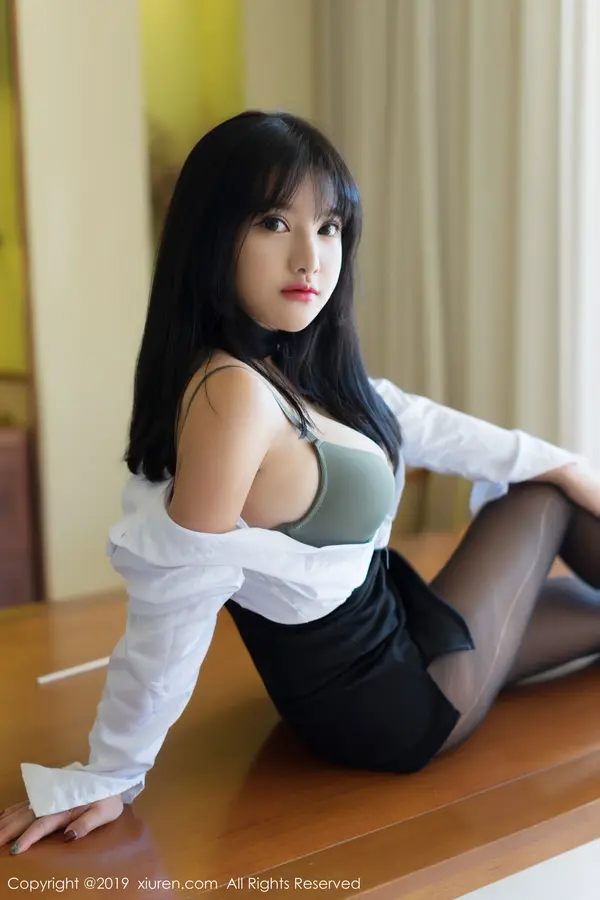 Vol. 01653 小尤奈(54P)