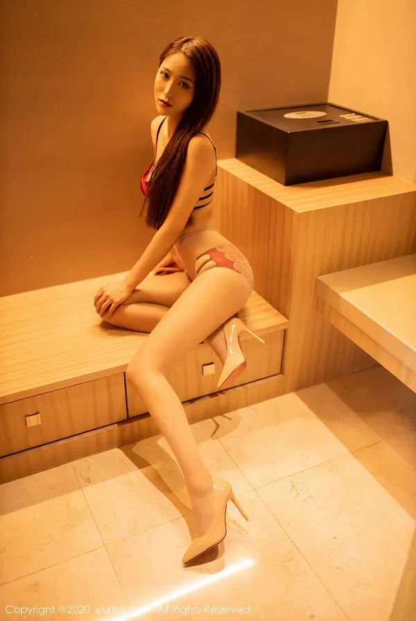 Vol. 02576 周慕汐fairy(46P)
