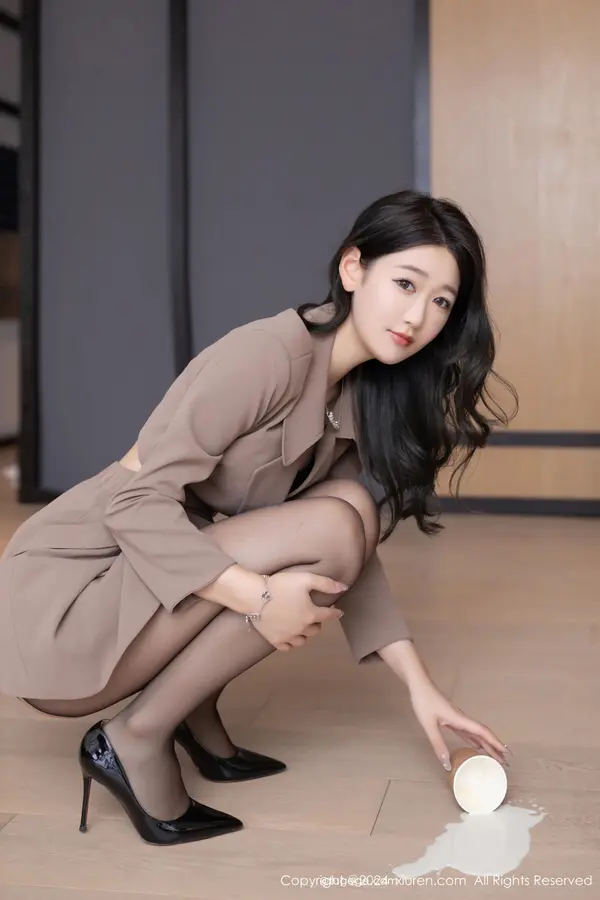 Vol. 08824 唐安琪(84P)