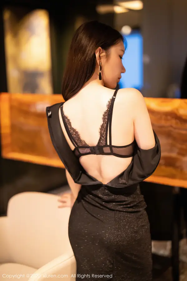 Vol. 02180 周于希Sandy(101P)