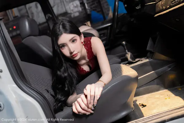 Vol. 07993 周于希Sally(94P)