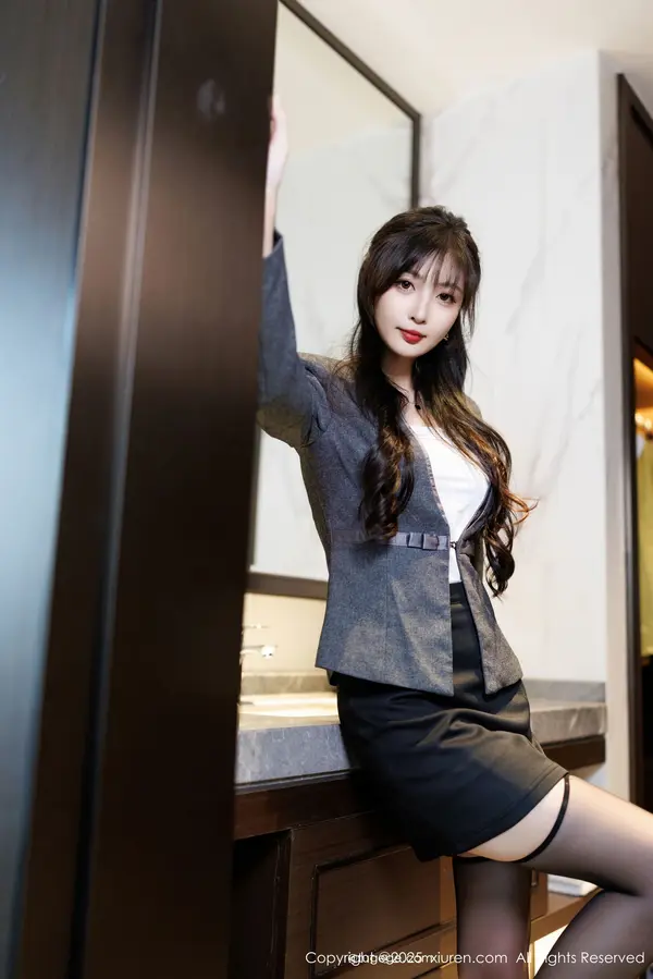 Vol. 09957 樱桃小阑子(86P)