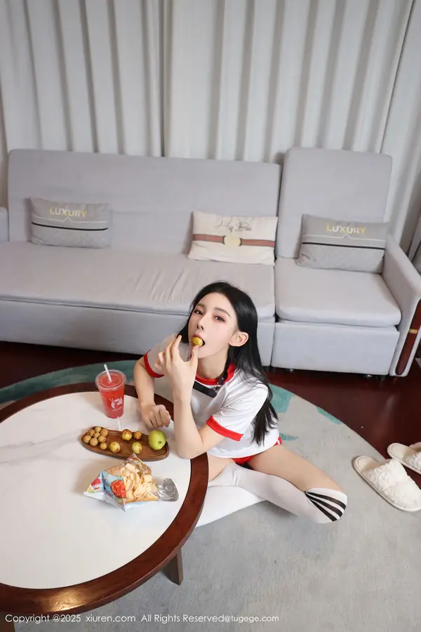 Vol. 11110 许微微呀(87P)