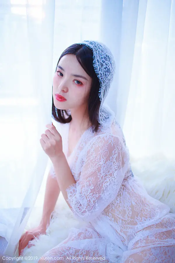 Vol. 01715 金静熙(51P)