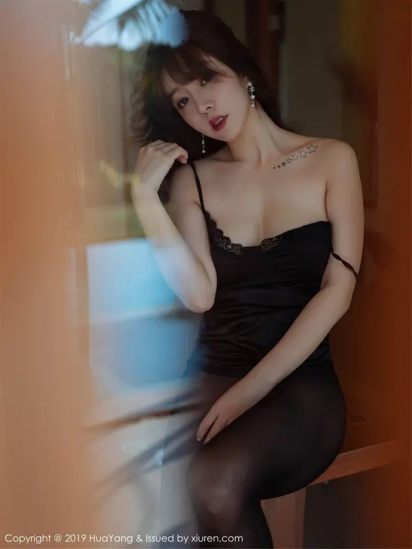 Vol. 0143 王雨纯(51P)
