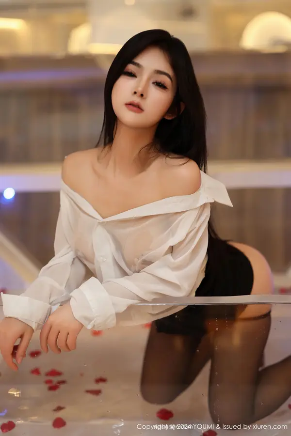 Vol. 1050 谭小灵(91P)