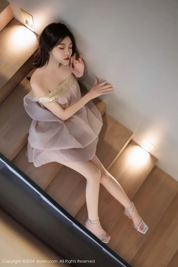 Vol. 09426 初梦瑶(103P)