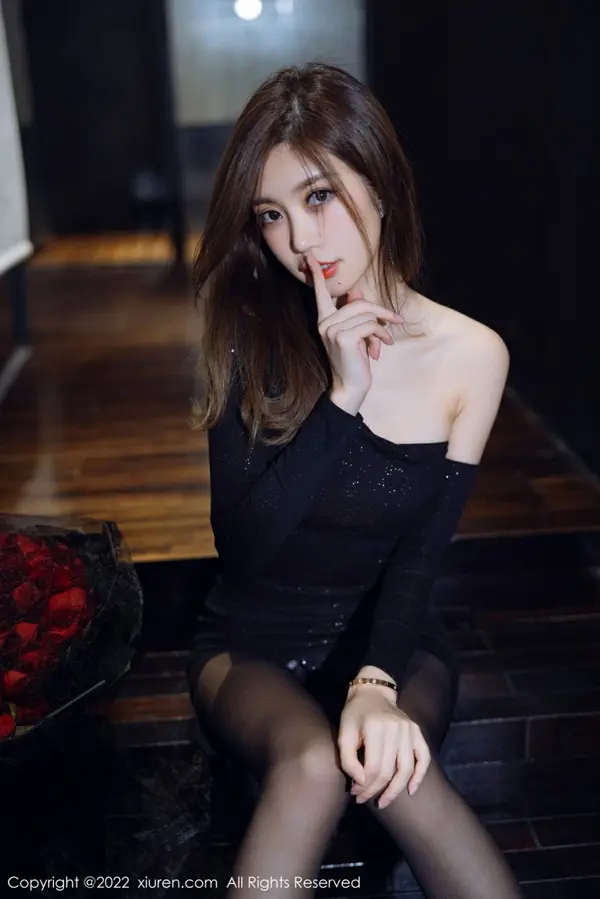 Vol. 04498 绮里嘉ula(52P)