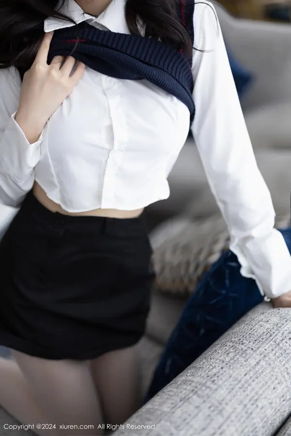 Vol. 08247 玥儿玥(83P)