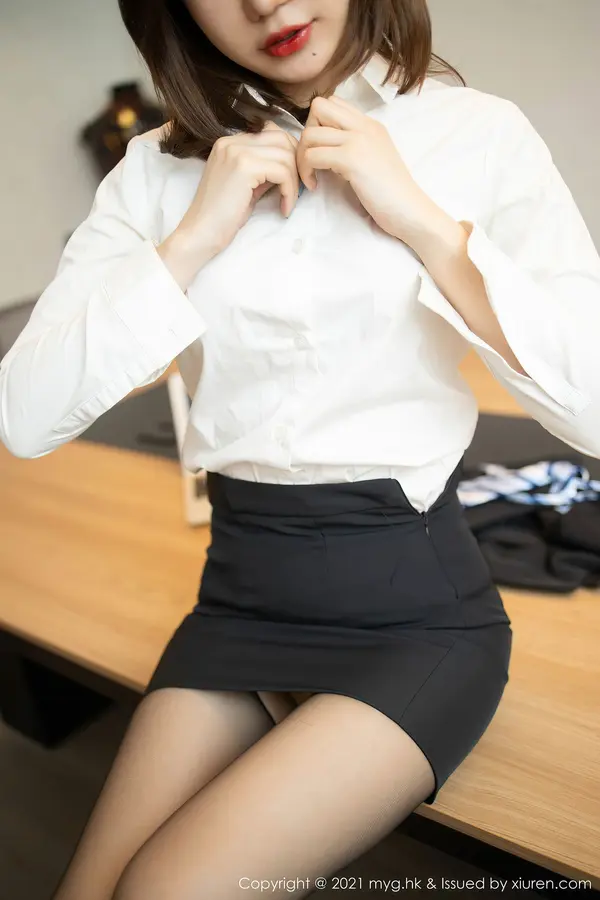 Vol. 0499 Carina绮里嘉(81P)