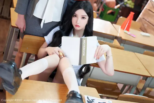 Vol. 05452 周于希Sally(77P)