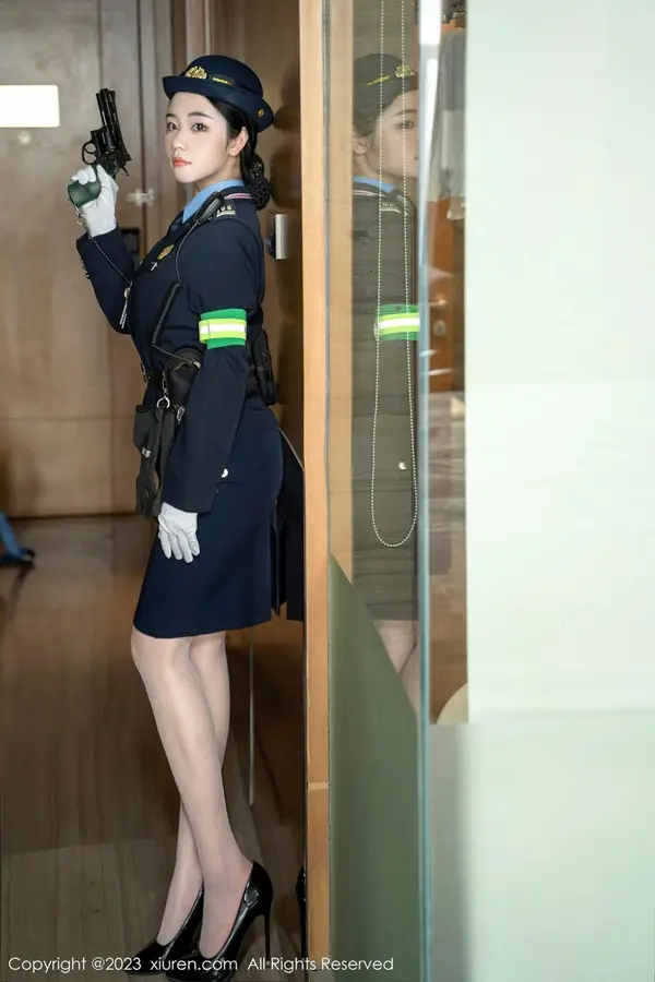 Vol. 06497 汐汐爱吃草莓(86P)