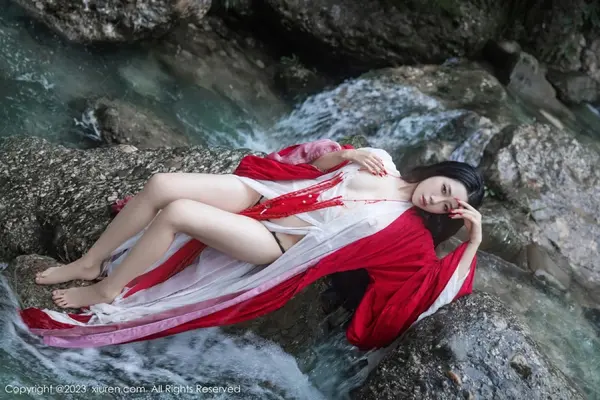 Vol. 07295 严利娅Yuliya(90P)