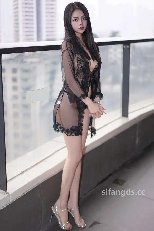 Vol. 1043 媛宝儿《私购流出》(72P + 2V)