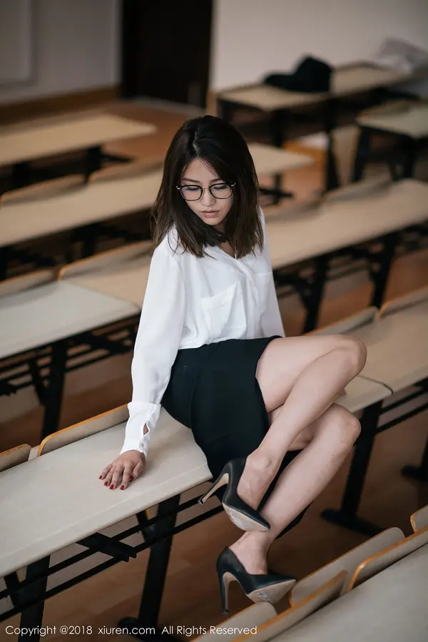 Vol. 01267 许诺Sabrina(45P)