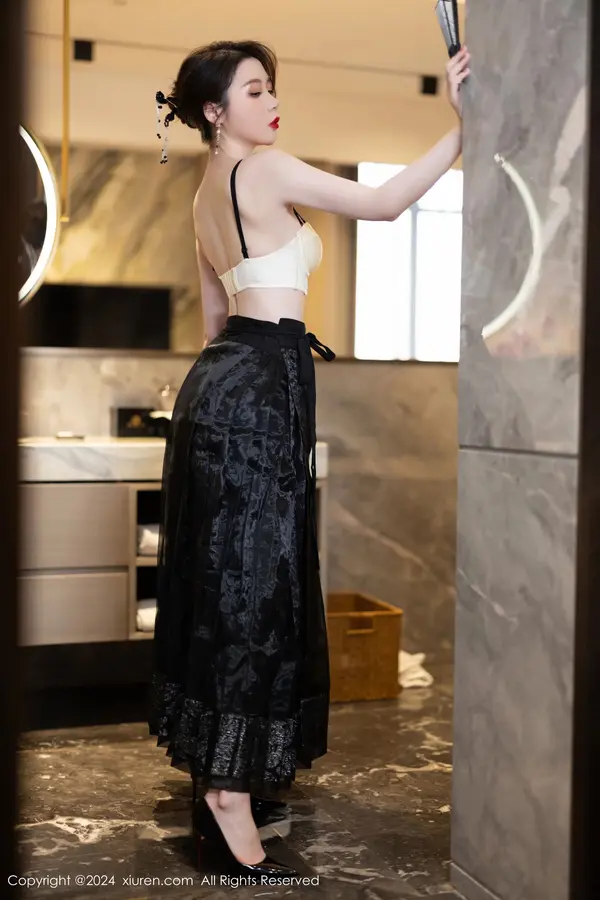 Vol. 08465 梦心玥(83P)