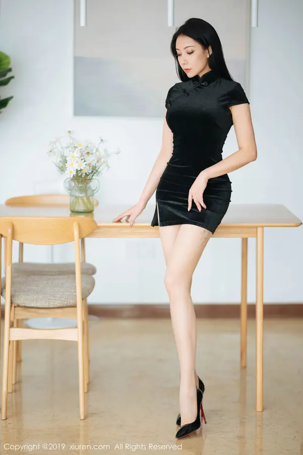 Vol. 01813 果儿Victoria(57P)