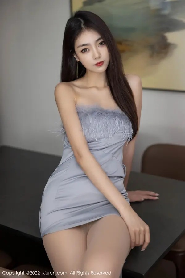 Vol. 05664 可乐Vicky(55P)