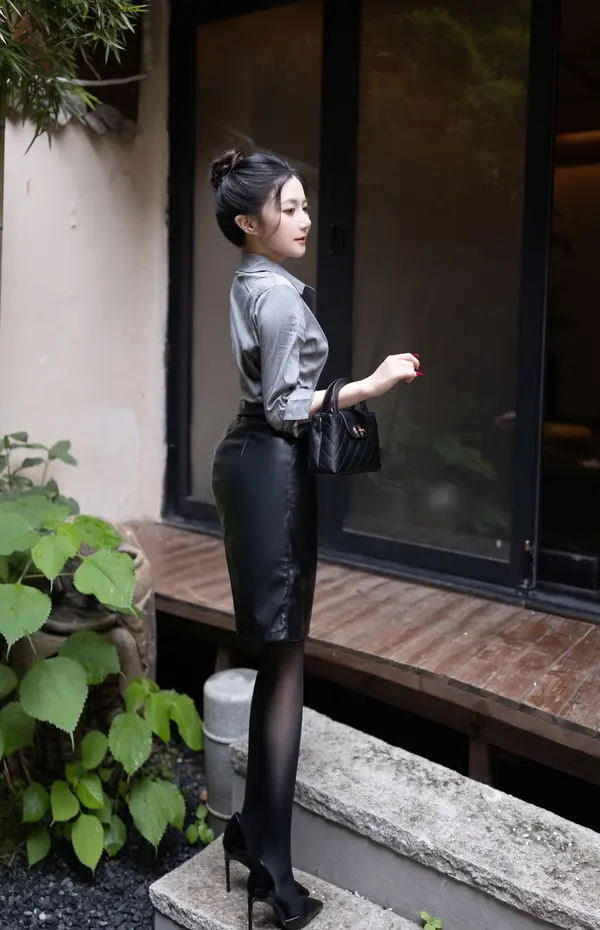 Vol. 10635 鱼子酱Fish《私购流出》(120P)