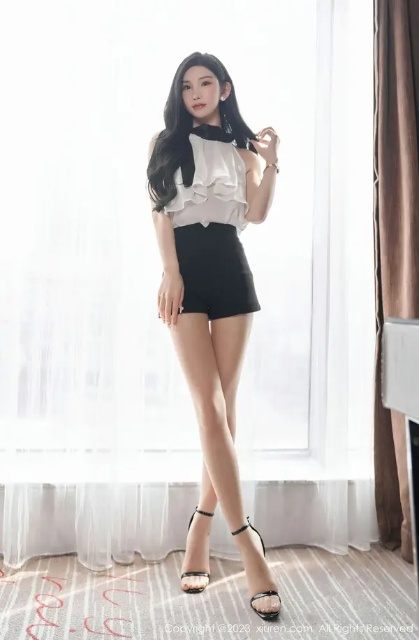 Vol. 06435 周于希Sally(84P)